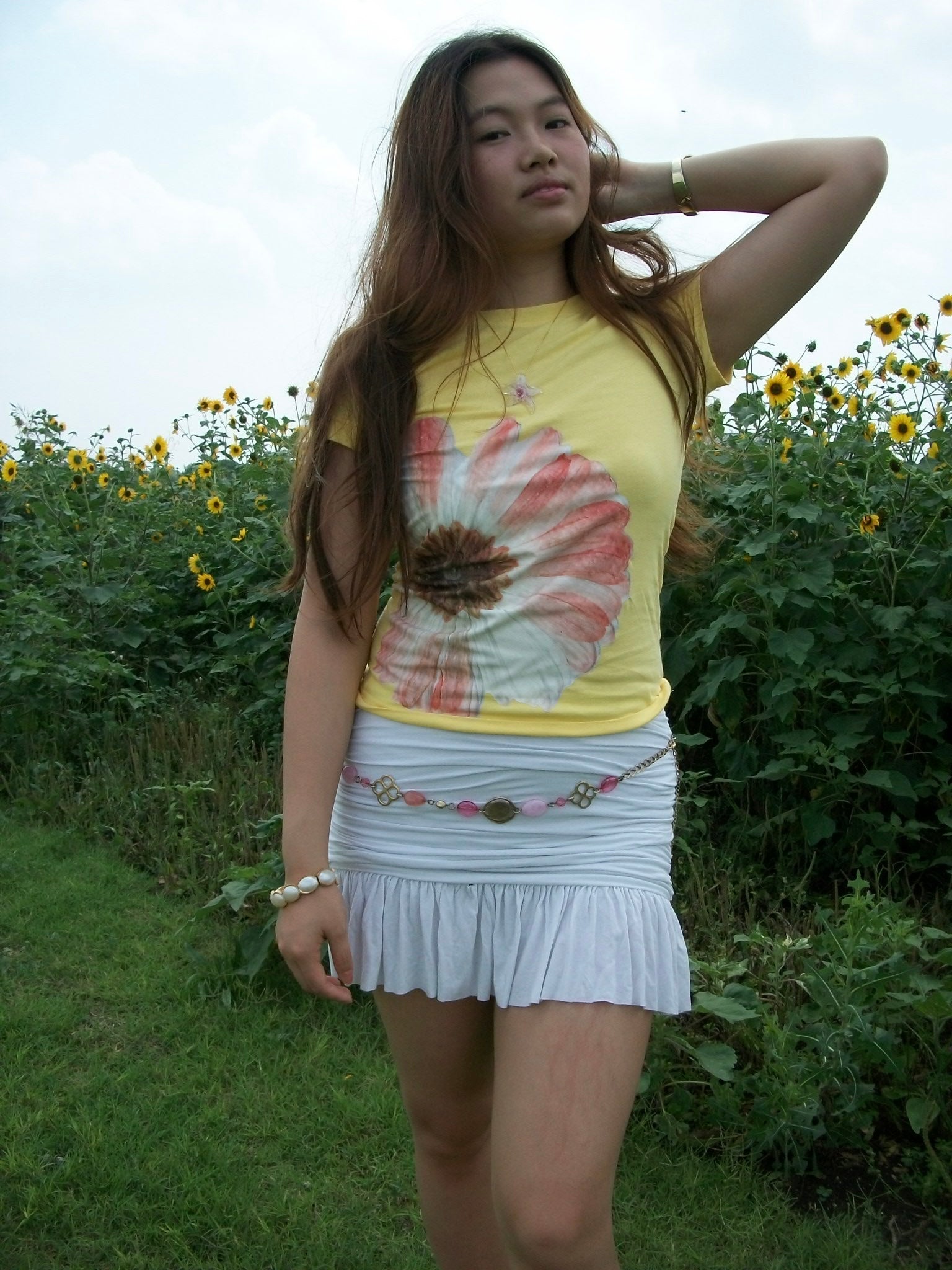 flower tee