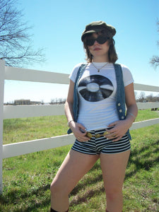 CD tee